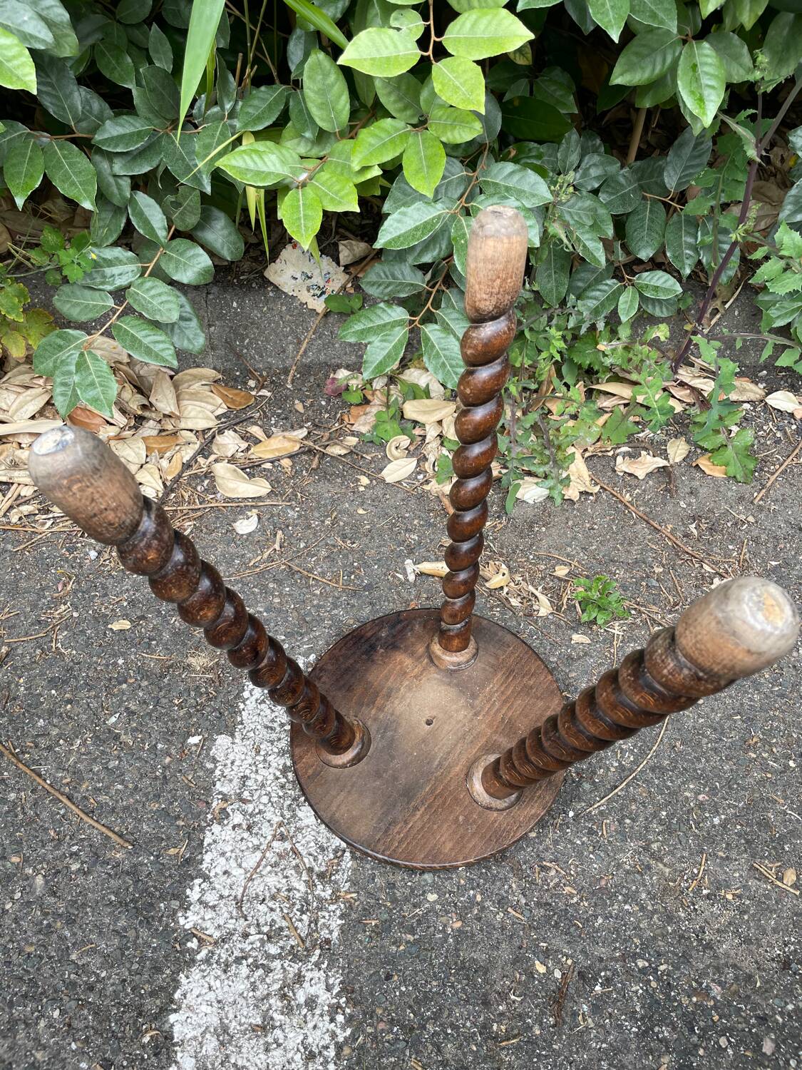 Tripod stool