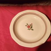 Plat rond creux Armelle Sarreguemines peint à la main