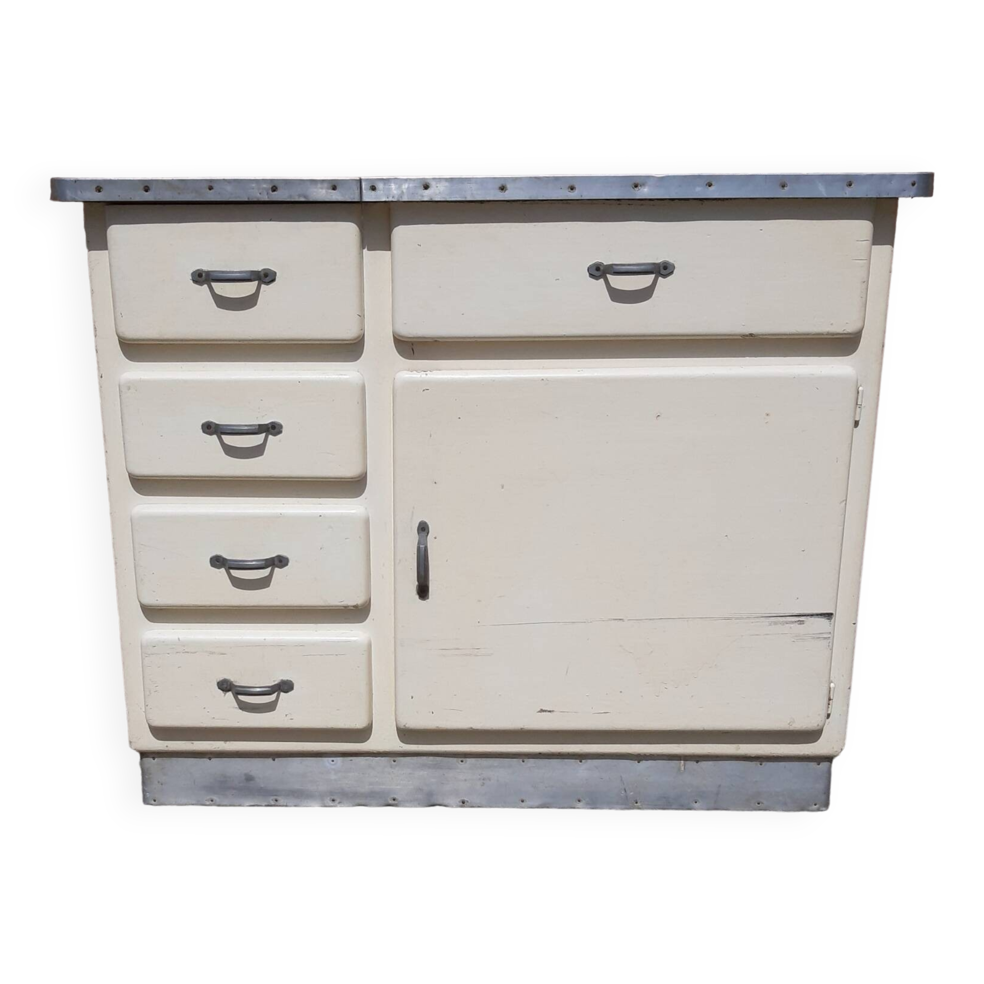 Kitchen buffet (1950s)