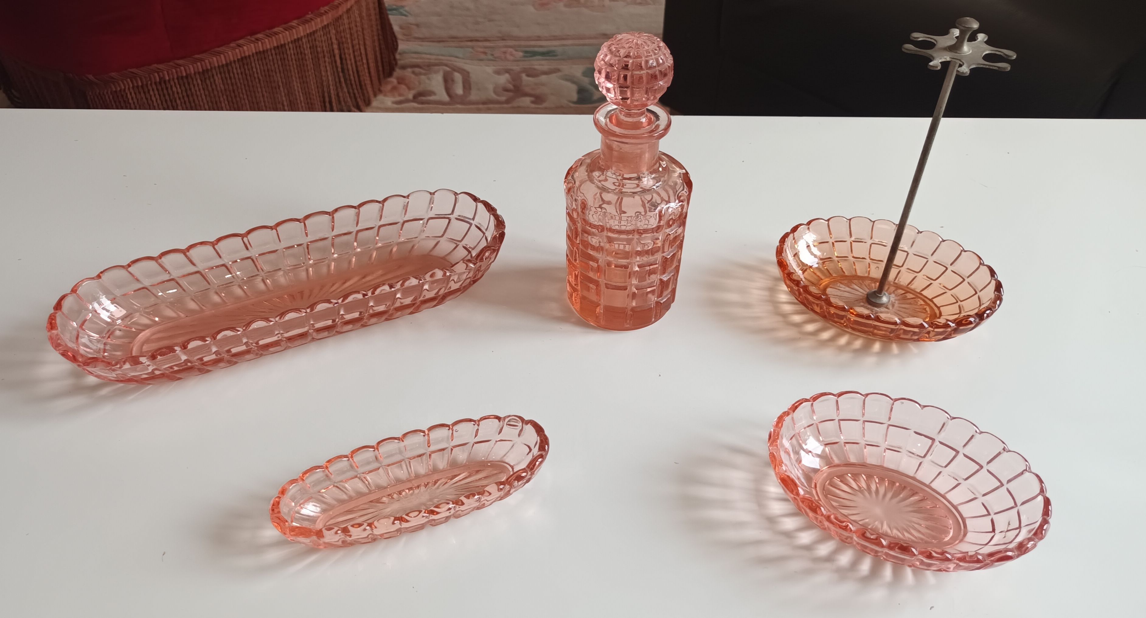 Set of 5 antique art deco pink bathroom accessories