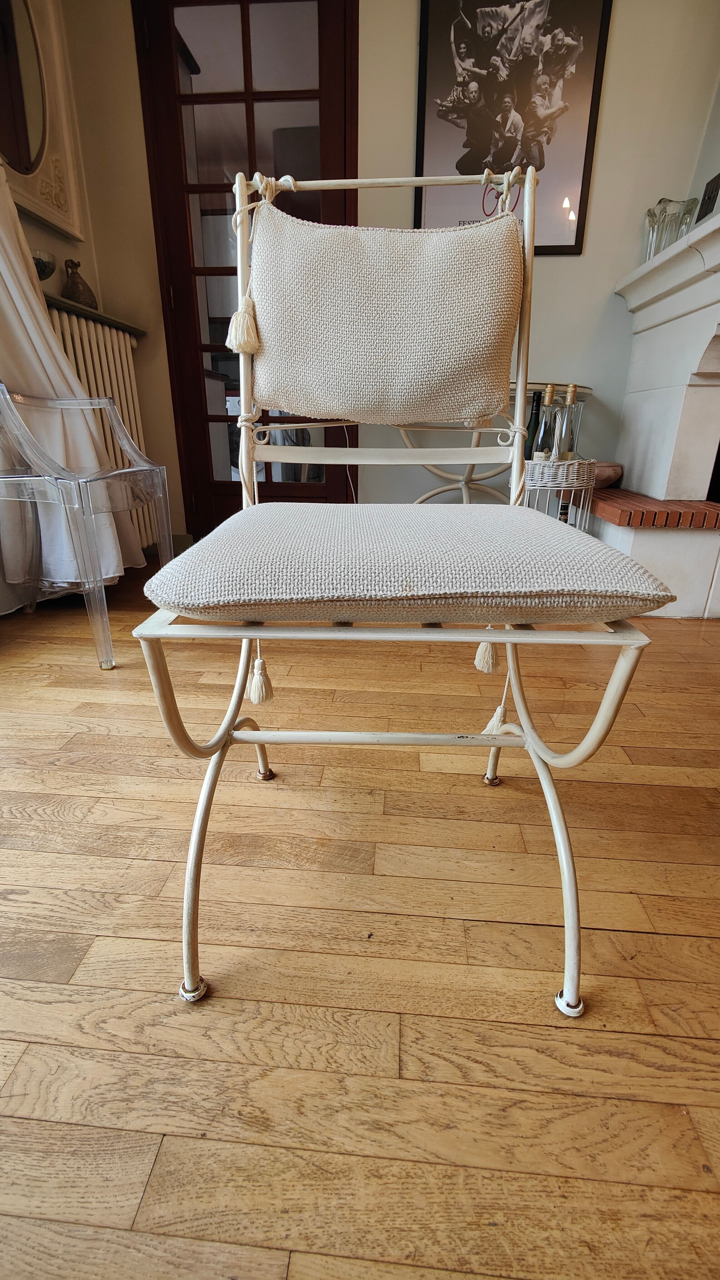 Dining table & 6 white wrought iron chairs Roche Bobois romantic style