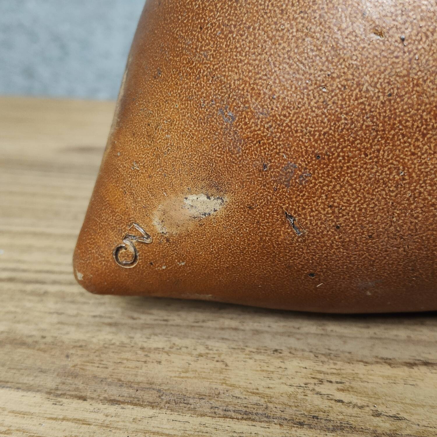 Jar, sandstone amphora, spinning top shape, year 50