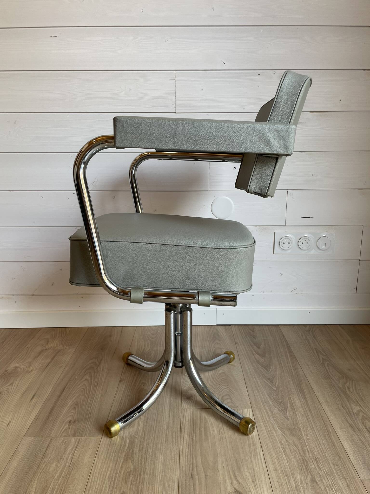 Vintage office chair – Mid-Century style Chrome and Faux leather