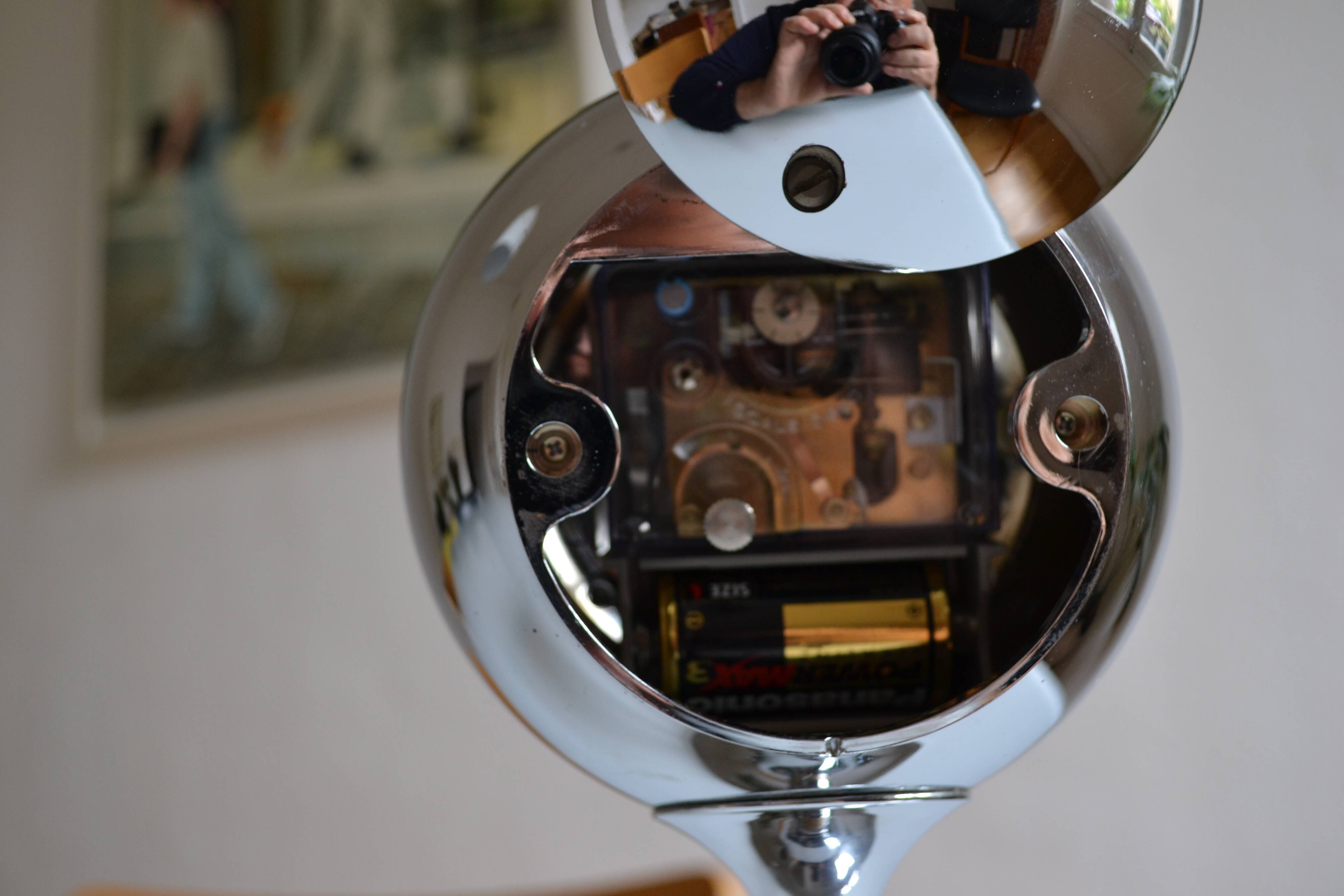 Tokyo Tokei 4 jewels vintage space age japan clock 1970 tulip foot