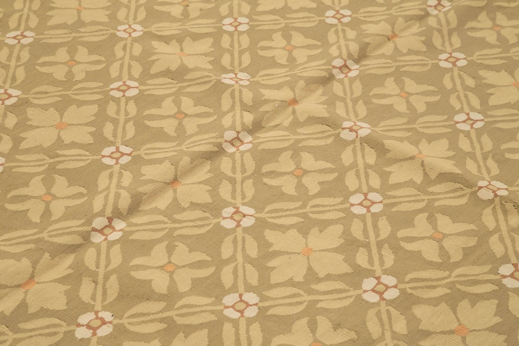 Handmade European Vintage Aubusson Kilim 261 cm x 366 cm
