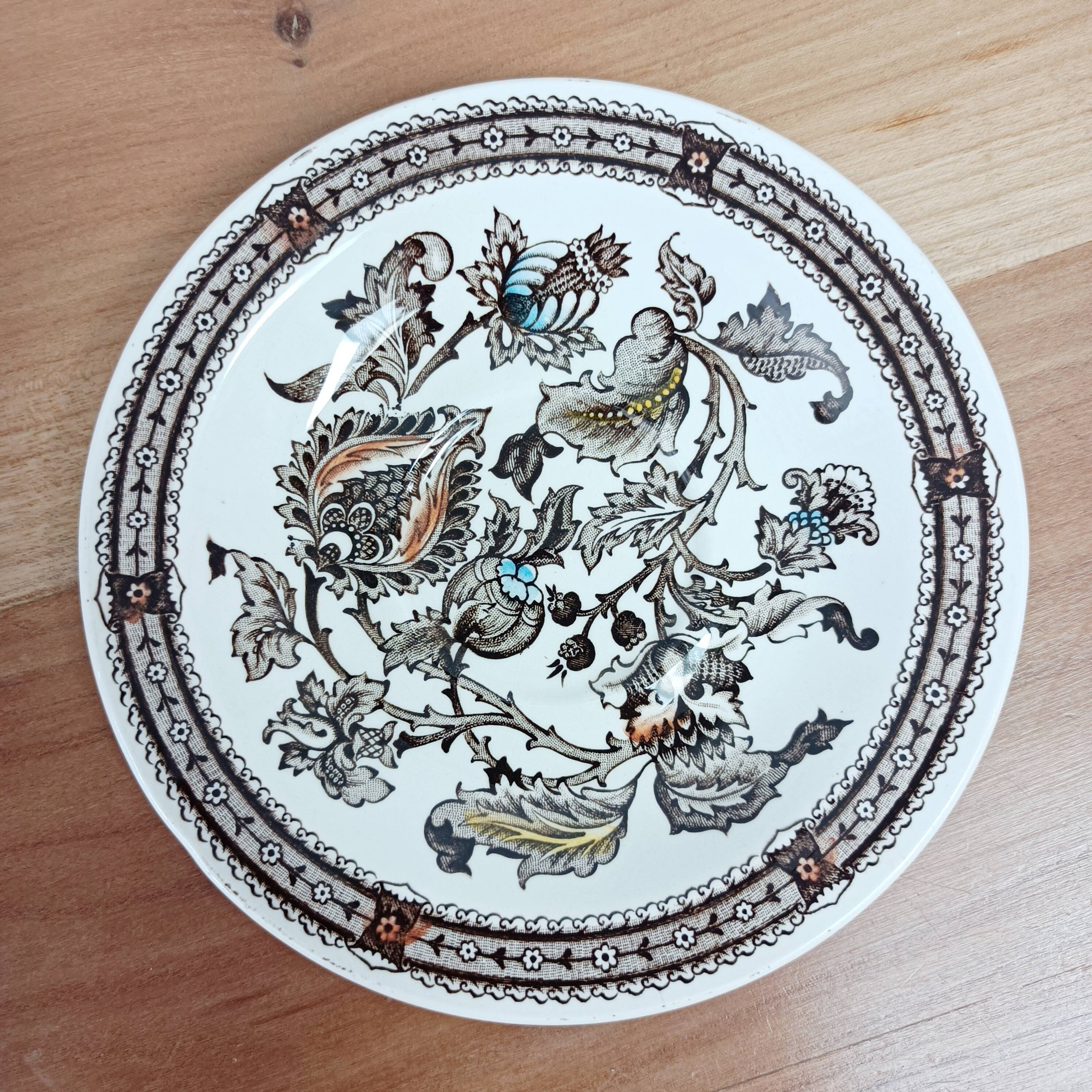 Set of 5 saucers Ridgway Staffordshire Jacobean