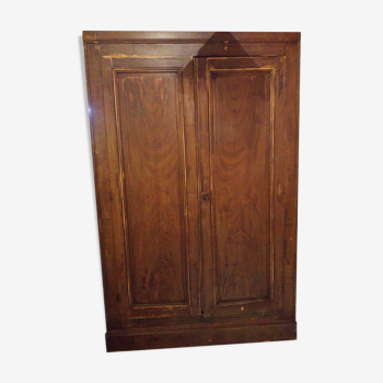 Armoire parisienne