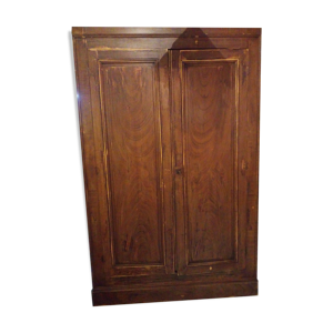 Armoire parisienne