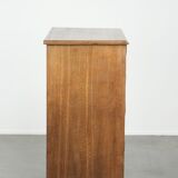 Large antique English blonde oak chest of drawers from the 18th century