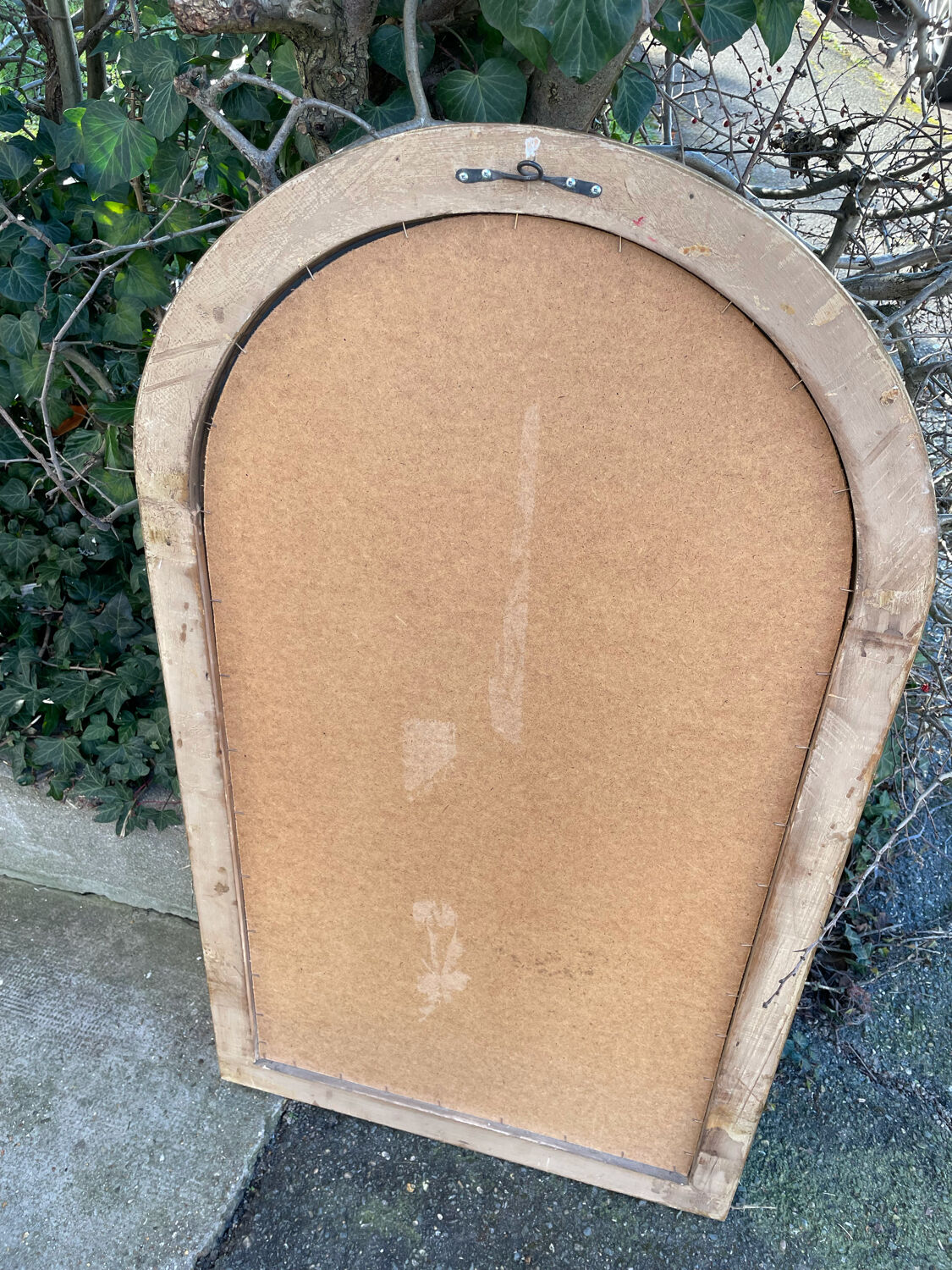 Beveled mirror plaster decoration knots and leaves