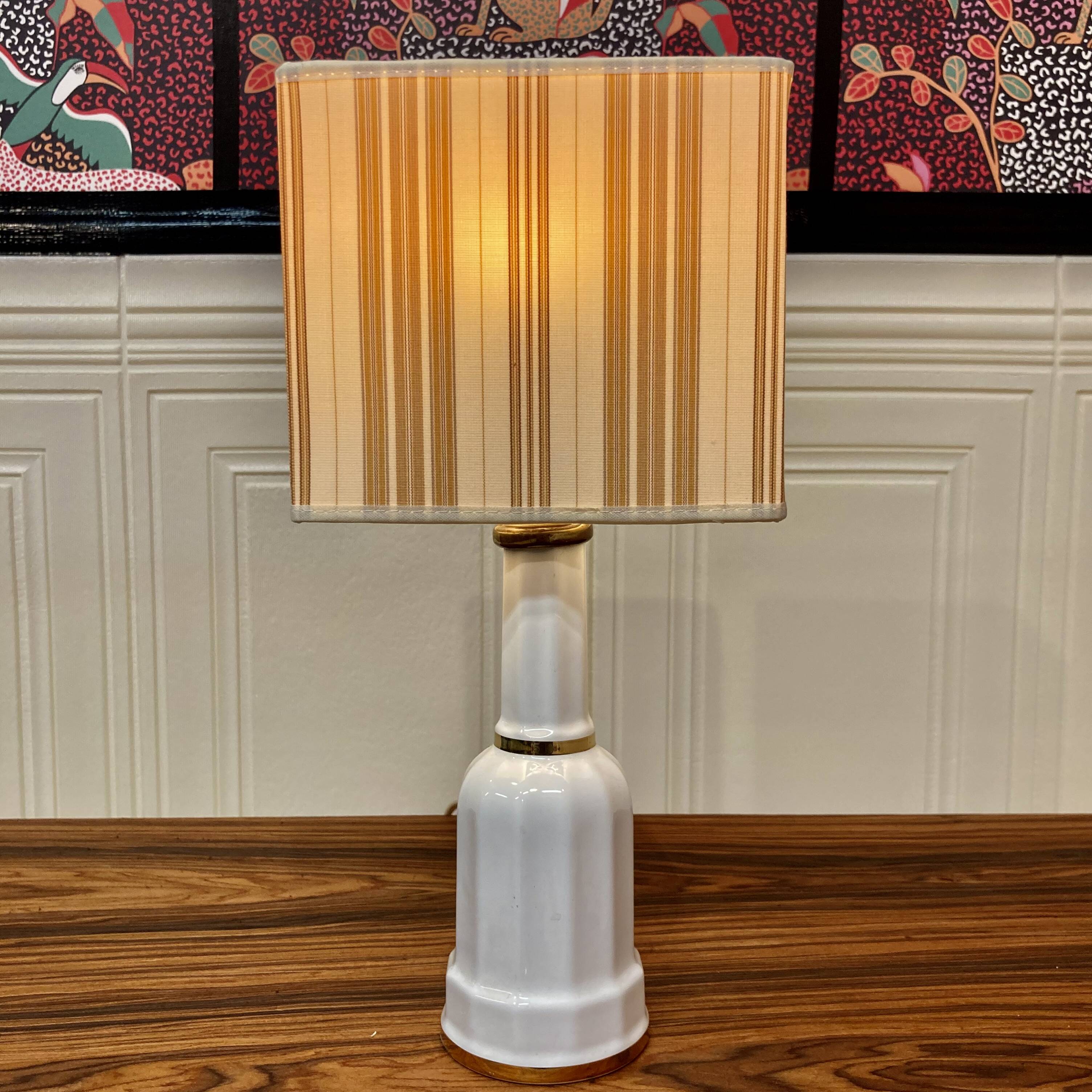 CERAMIC LAMP STAMPED DESIGN 1960.