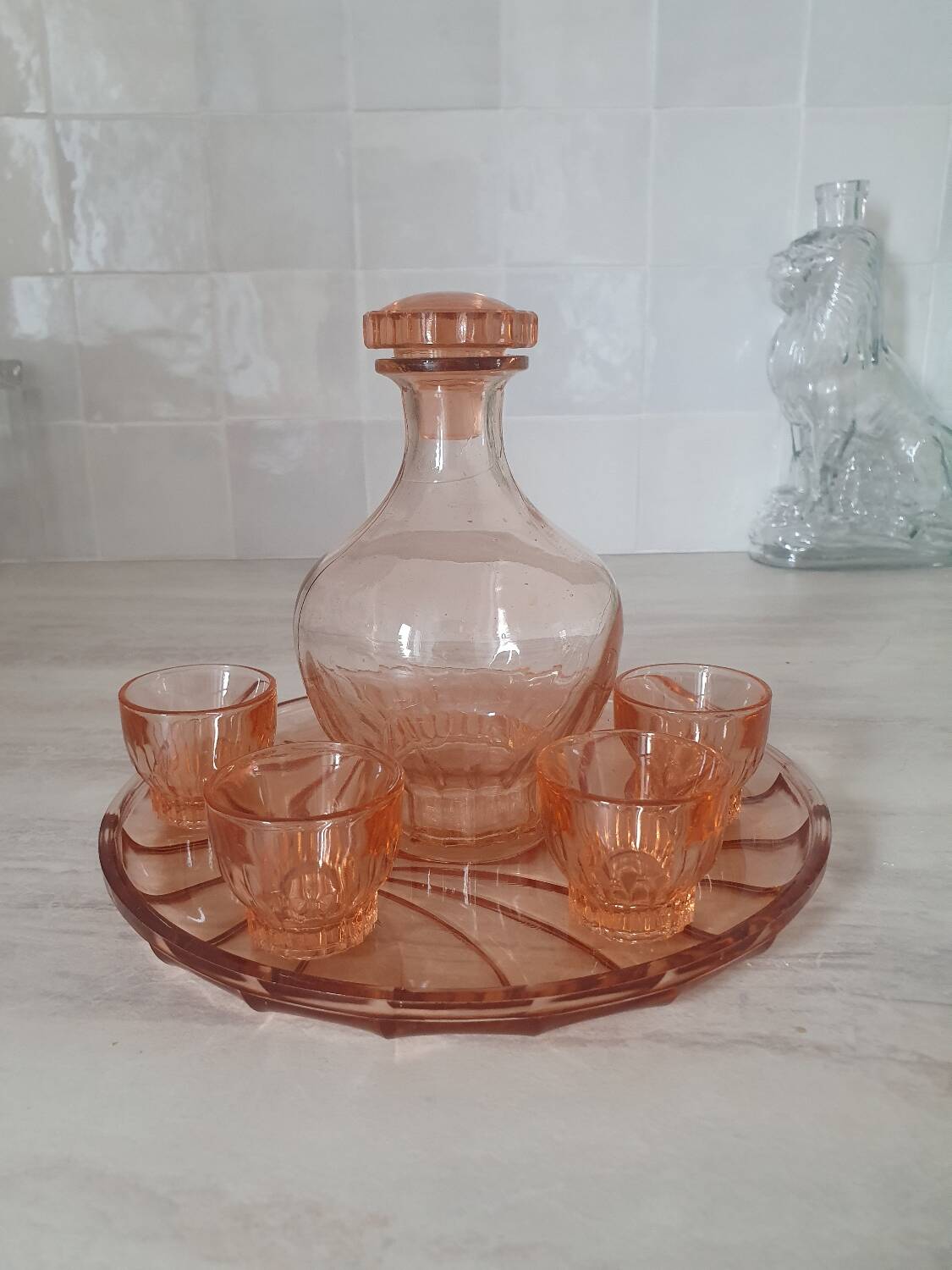 Rosaline style liquor service