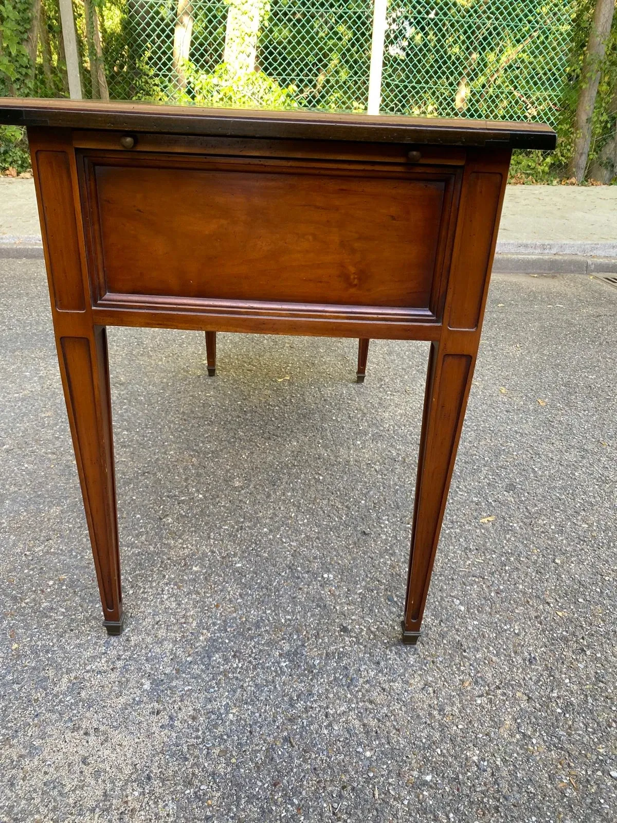 Roche Bobois desk in solid cherry wood in Louis XVI style with pull-outs.