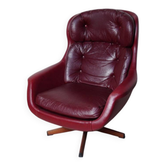 Scandinavian red/brown skai relaxed armchair, 1969