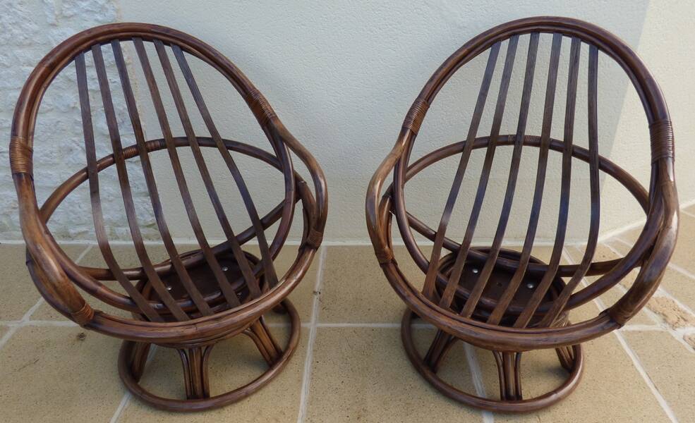 2 chic rattan armchairs in a completely restored style without cushions - Excelle