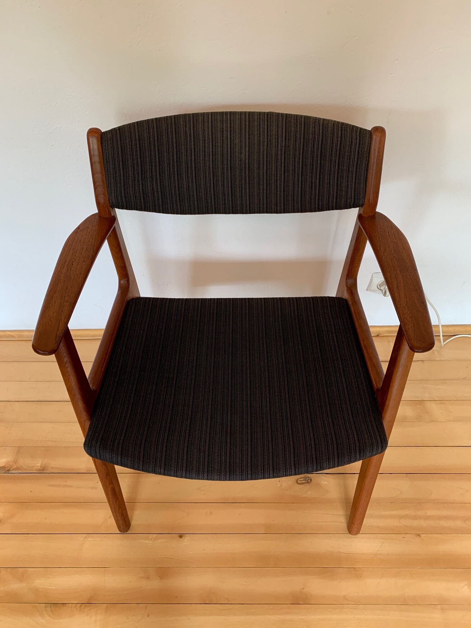 Designer chair Henning Kjærnulf, Soro Stolefabrik, Denmark, 1960s