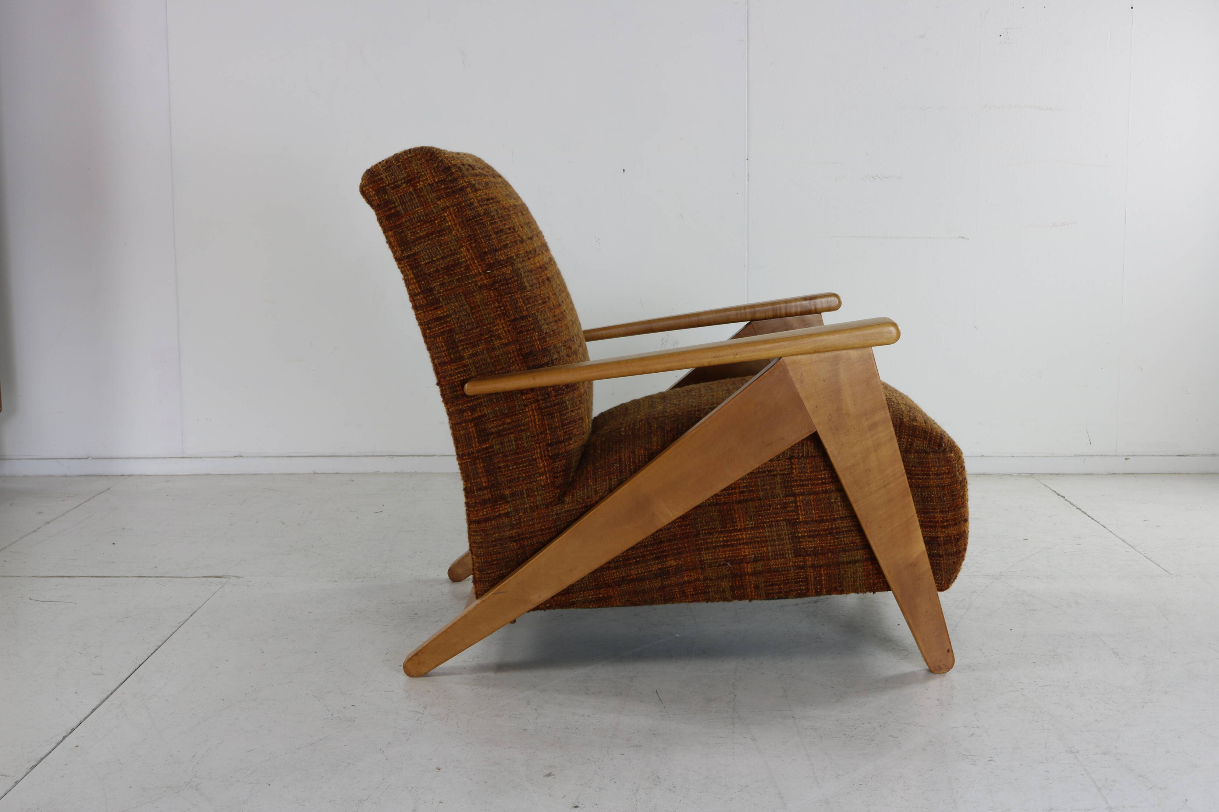 Forties dutch design larger lounge chair attributed to Jan den Drijver