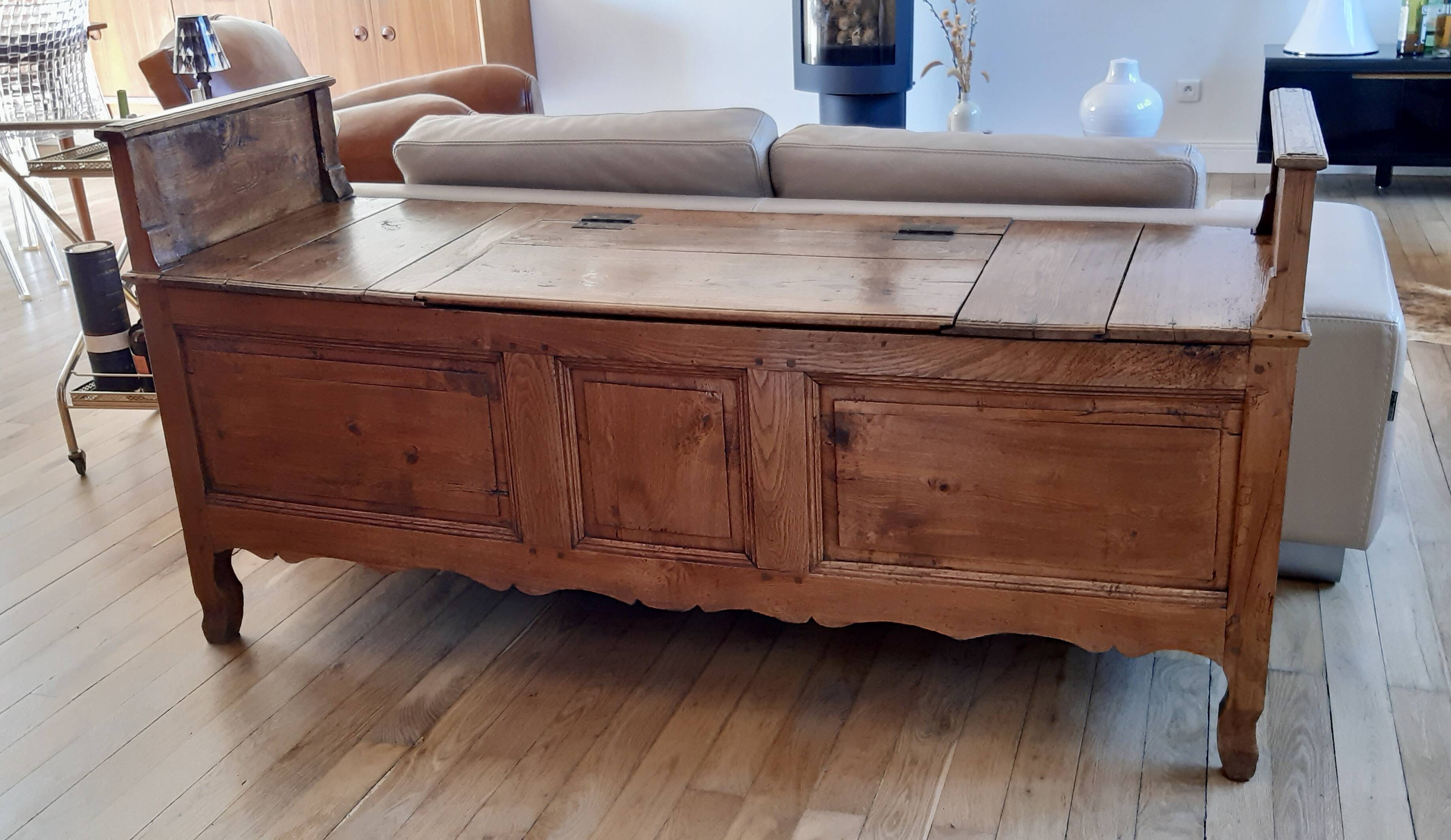 Safe bench or step bench early 19th century