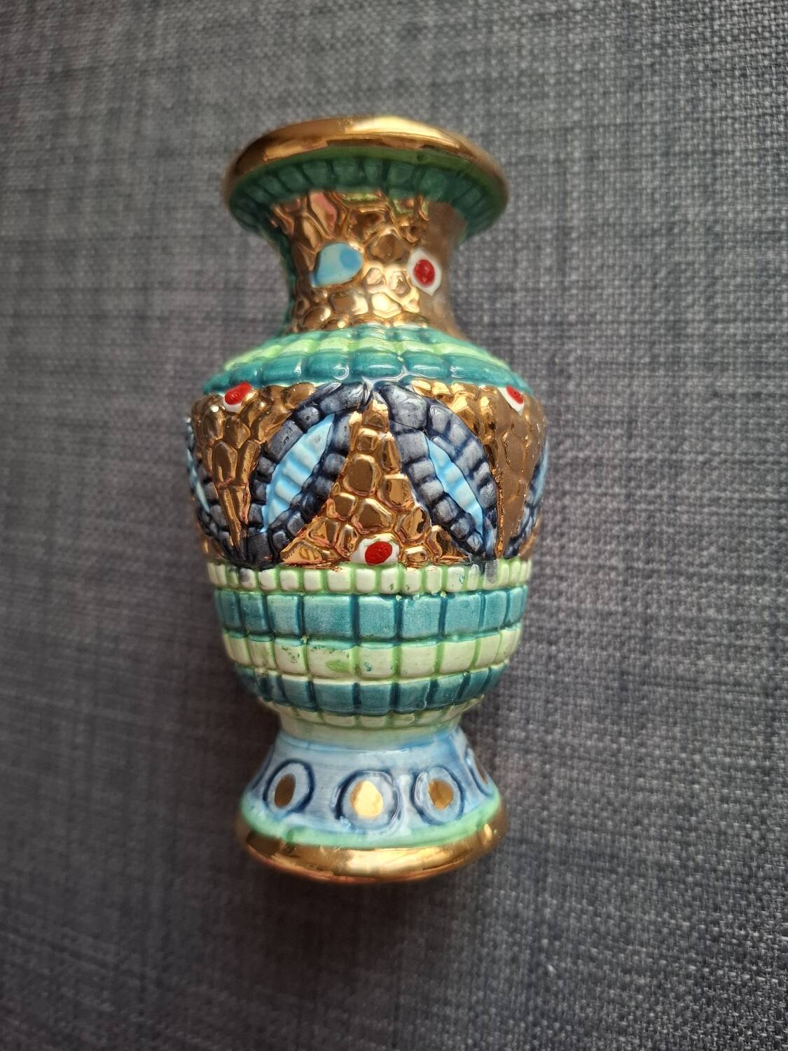 Ceramic vase