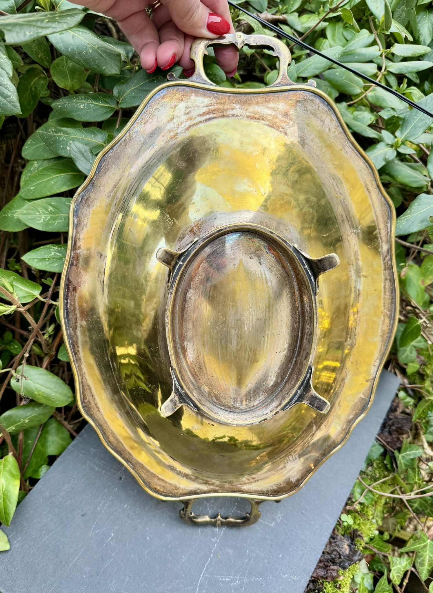 Baroque pedestal centrepiece