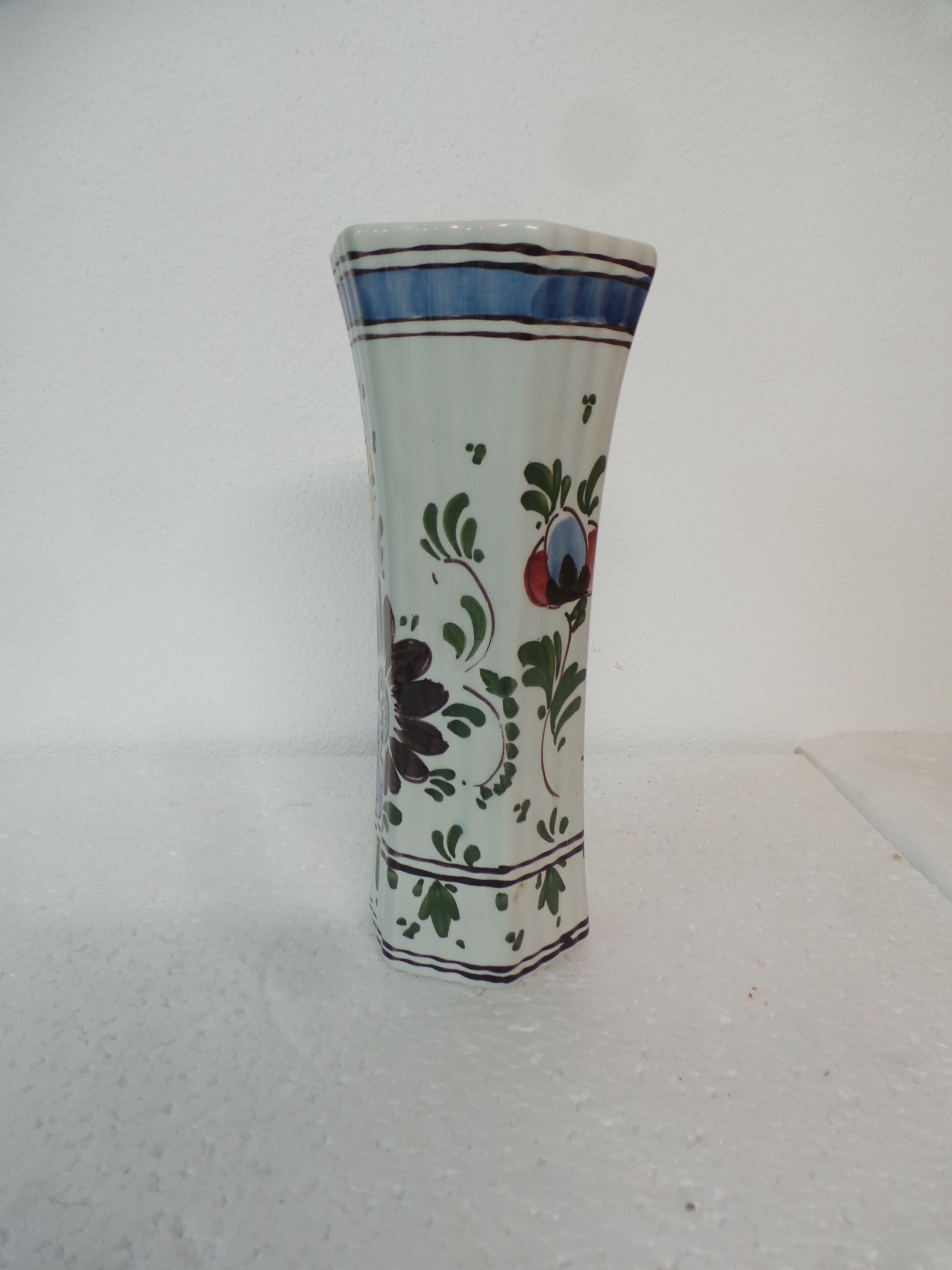 Vase Delft Holland has floral decoration