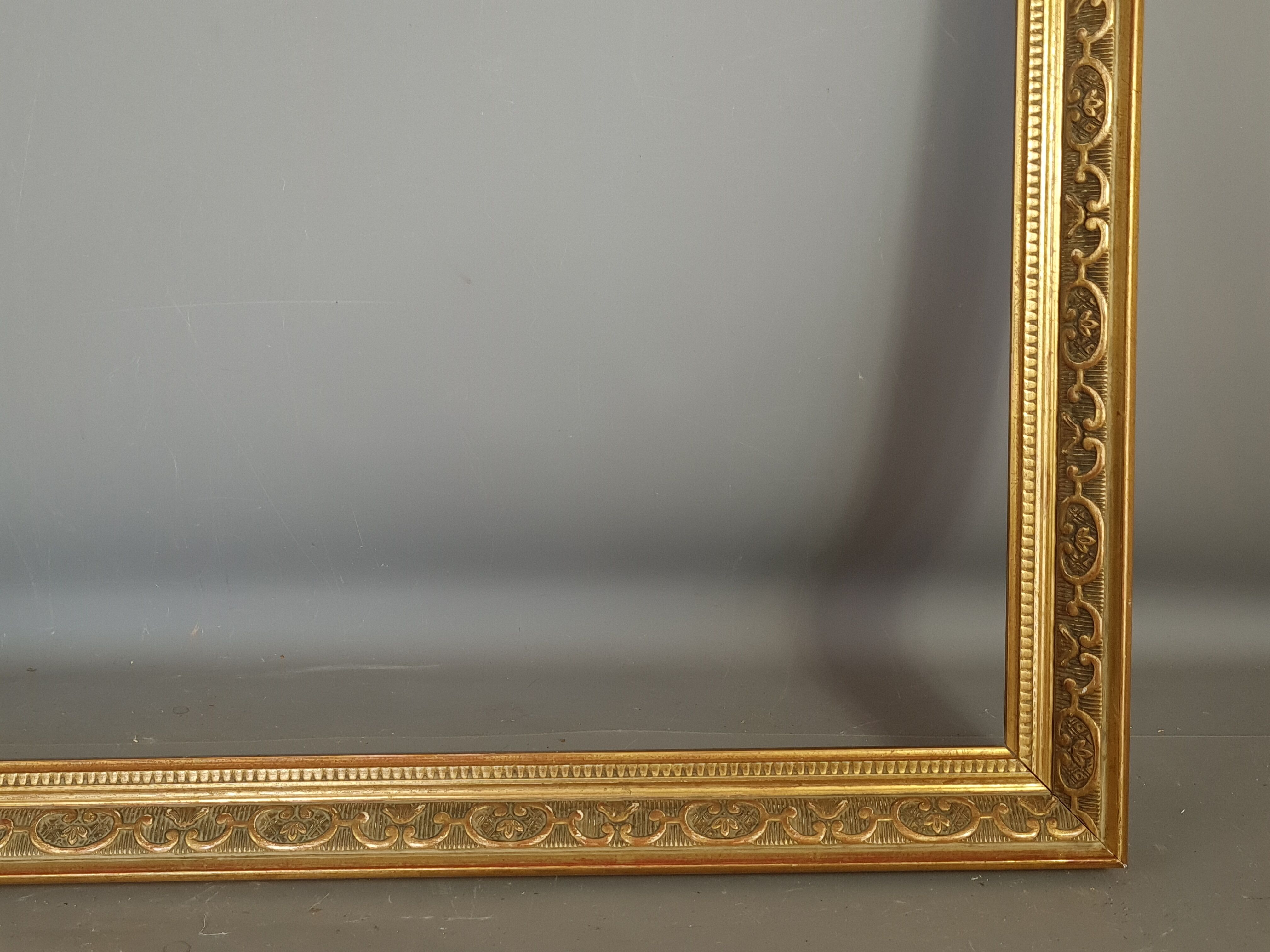 Frame decoration with berain gilded stucco wood 65x53.5 cm, foliage 58.9x47 cm SB