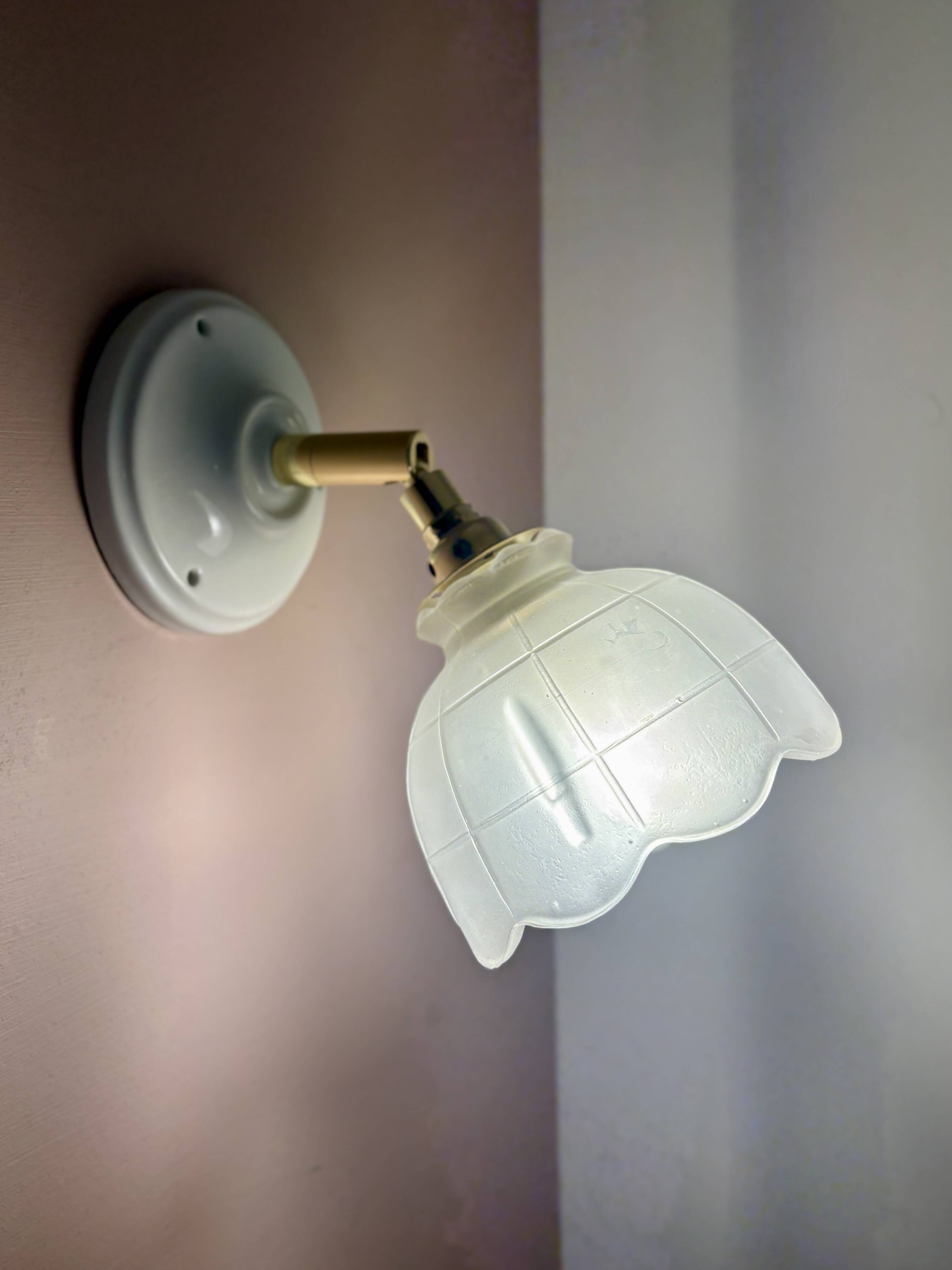 Vintage frosted glass tulip wall light