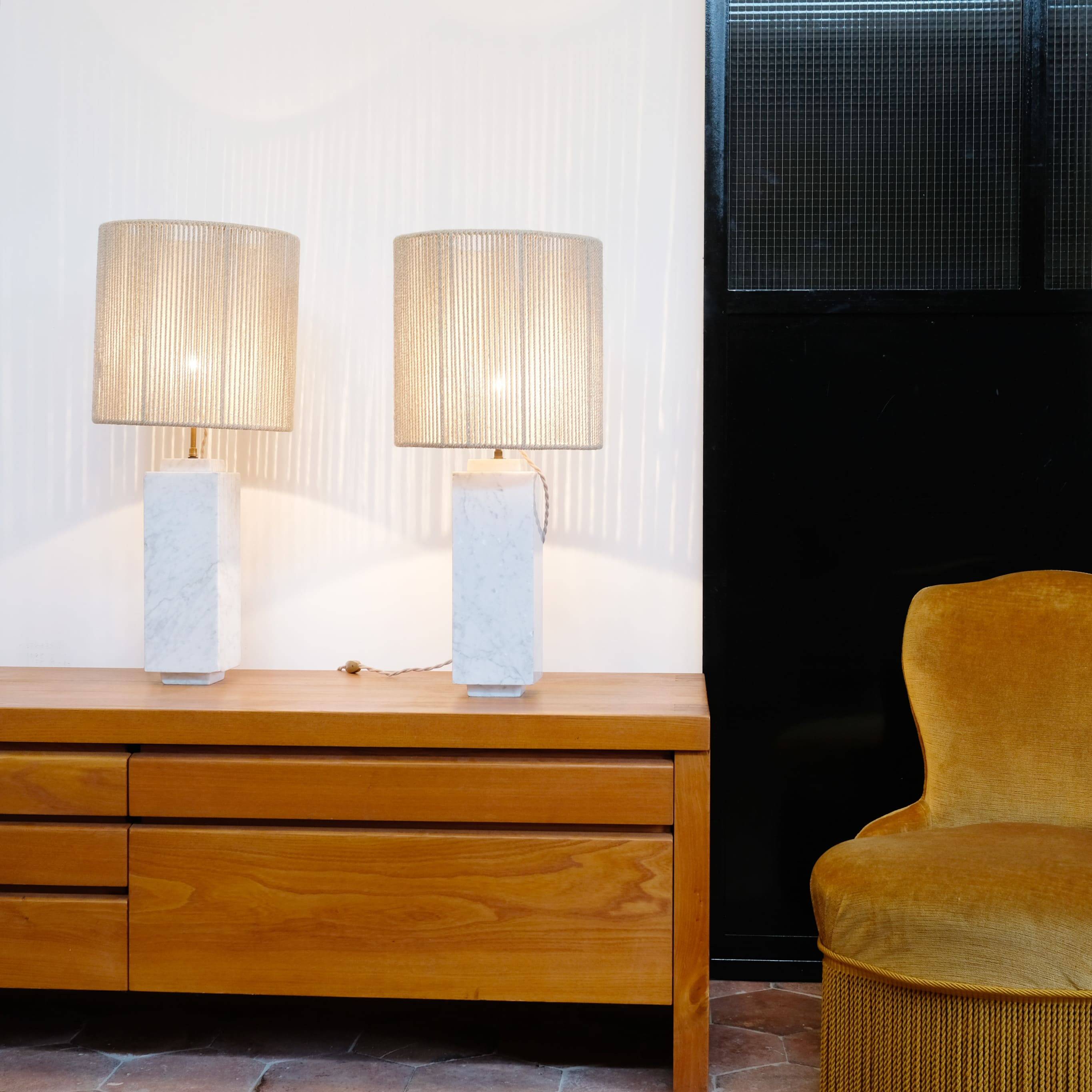 Pair of marble lamps from the 60s and their rope lampshades.