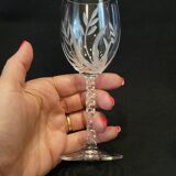 12 White Wine Glasses in Arques Crystal, Fleury Cut Flamépis Pattern