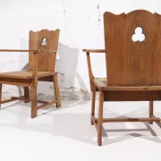 Pair of brutalist oak throne chairs with rush seats – Netherlands, 1930s
