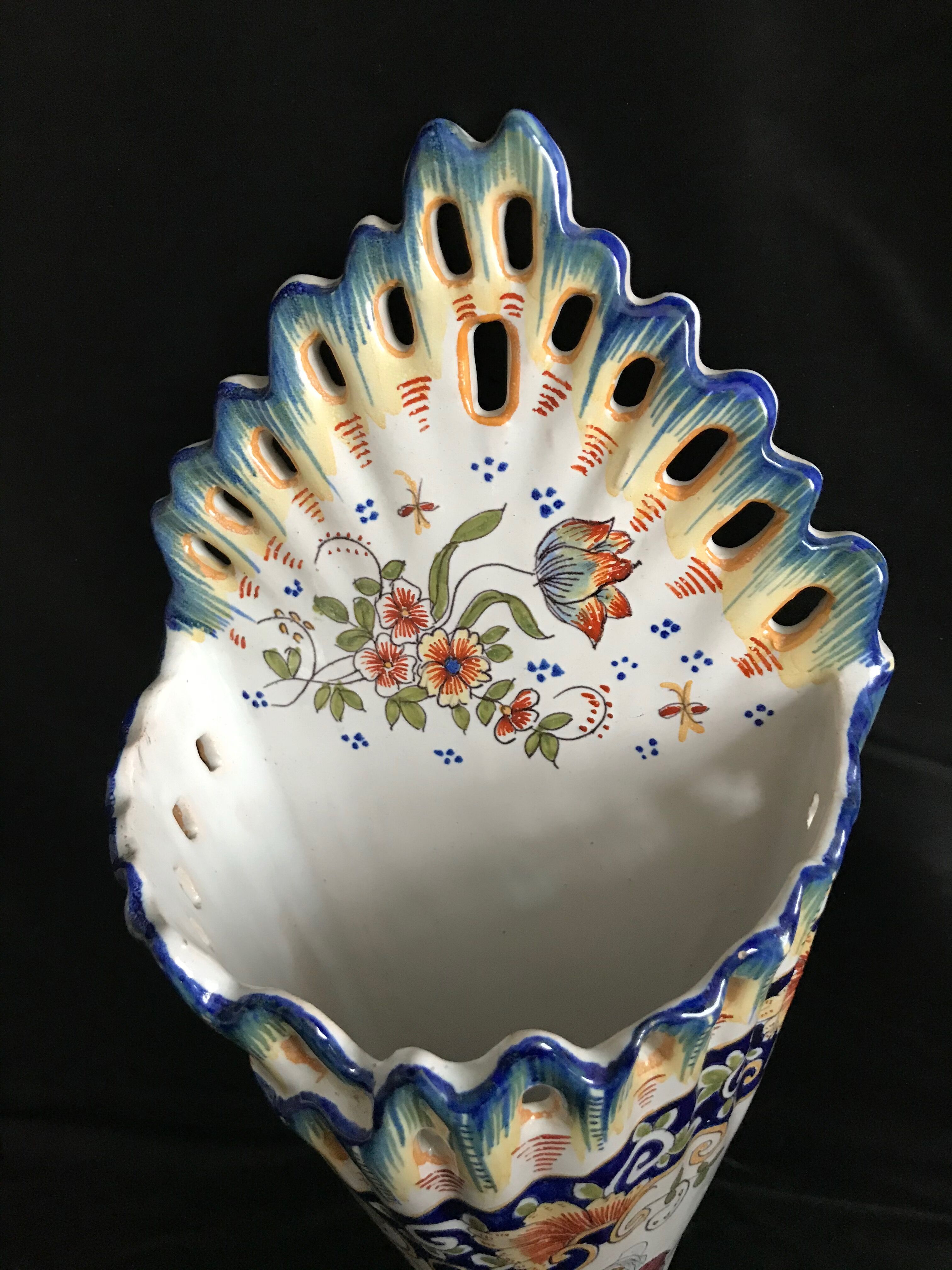 Desvres décor Rouen vase suspended