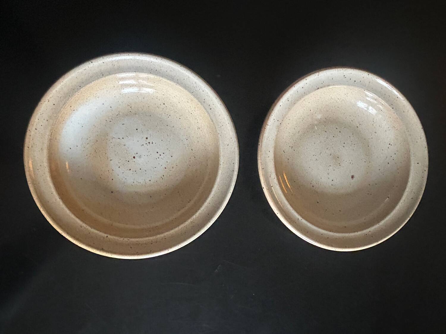 Deep plates Grès du Marais