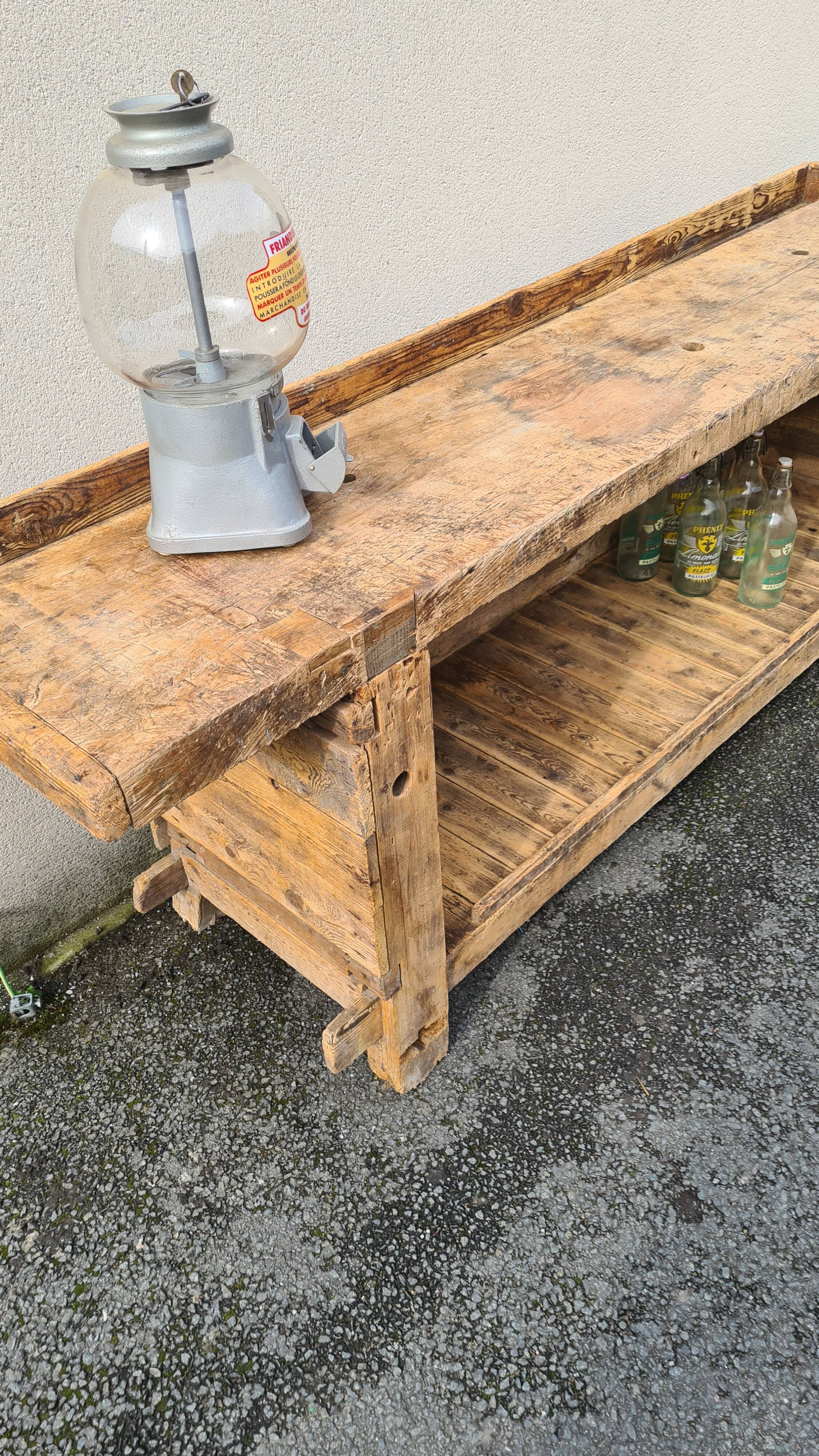 Carpenter's workbech