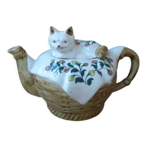Théière chat en porcelaine allongé