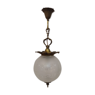 Suspension de style art nouveau verre dépoli et métal doré