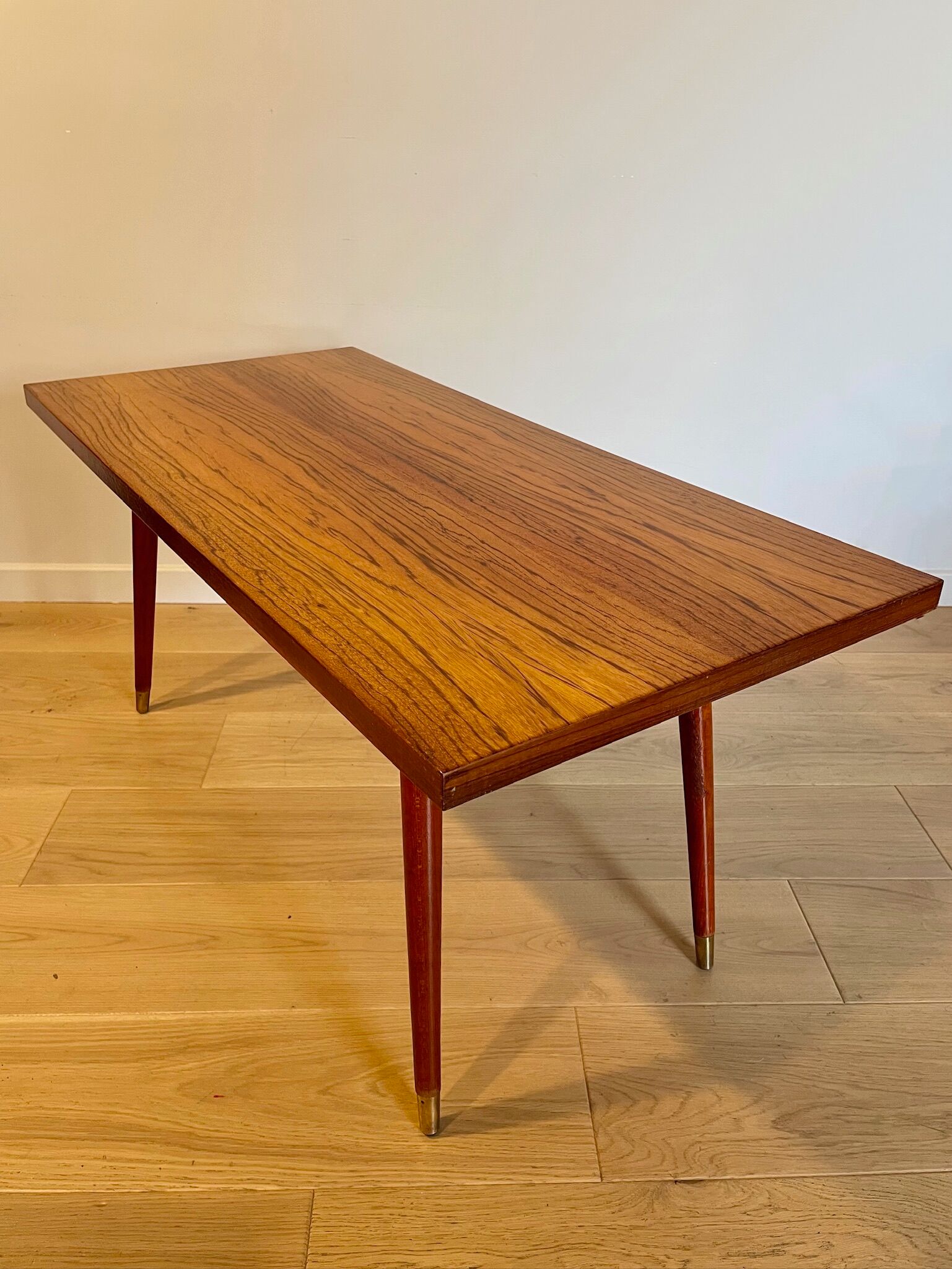 Varnished wood coffee table