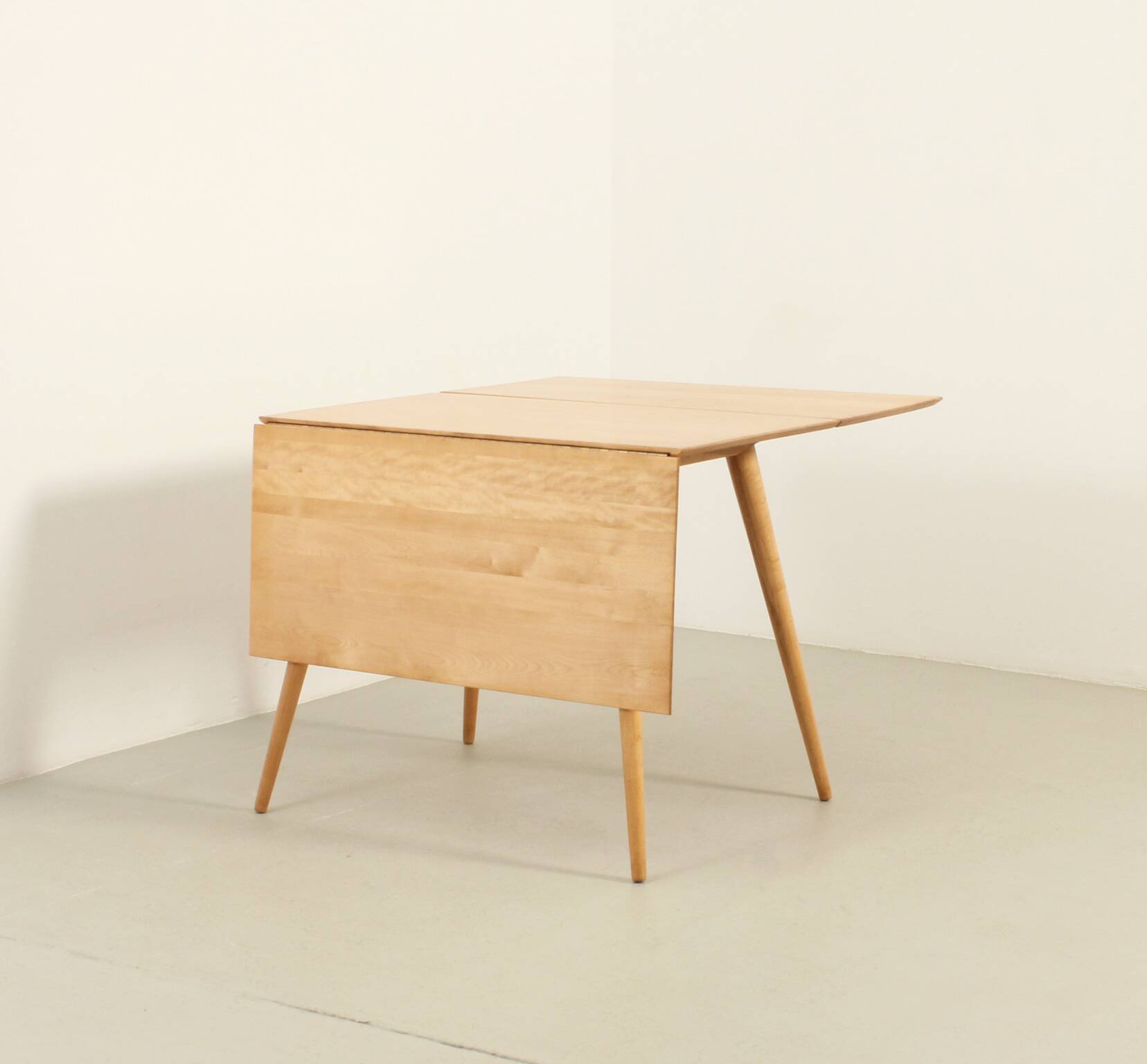 Dining table with drop leaves by Planner Group by Paul McCobb, 1950s