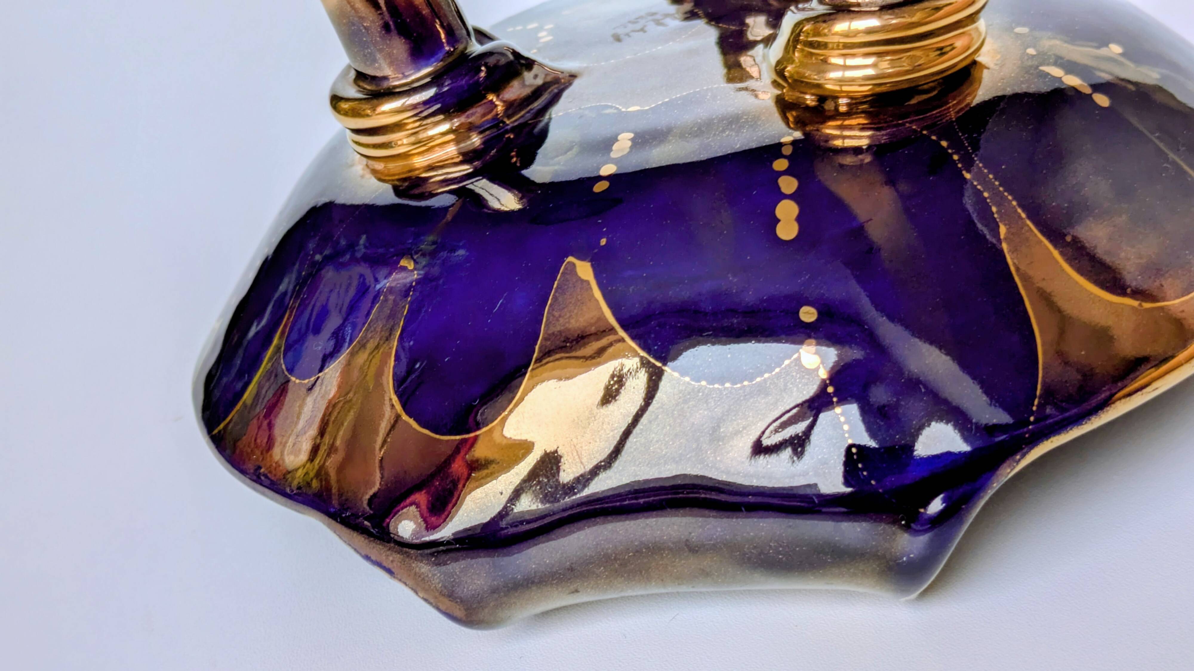 Tripod Ashtray Dish in Ceramic - Alcy Paris - Lustrous Enamel and Gold