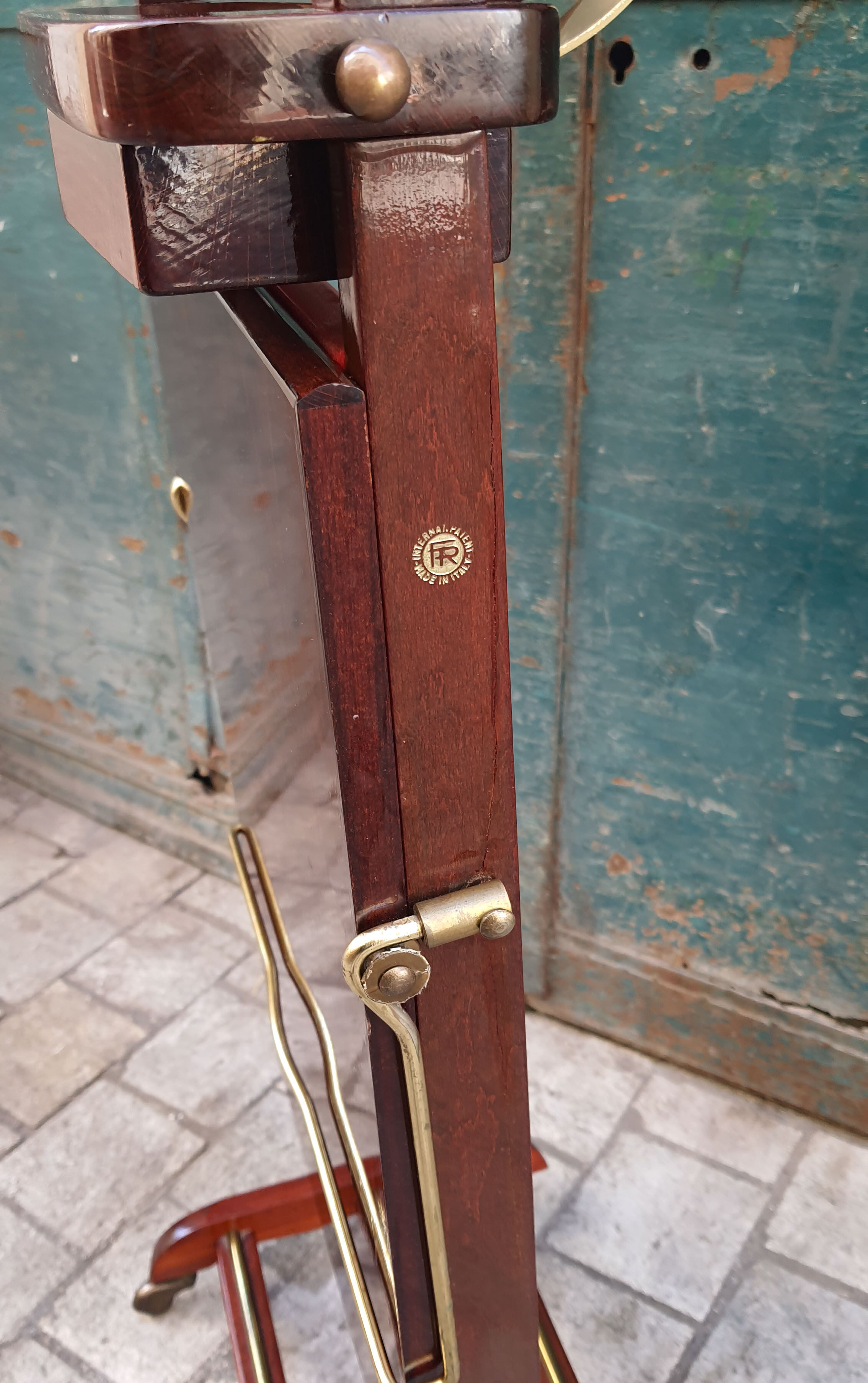 Night valet to Fratelli Reguitti