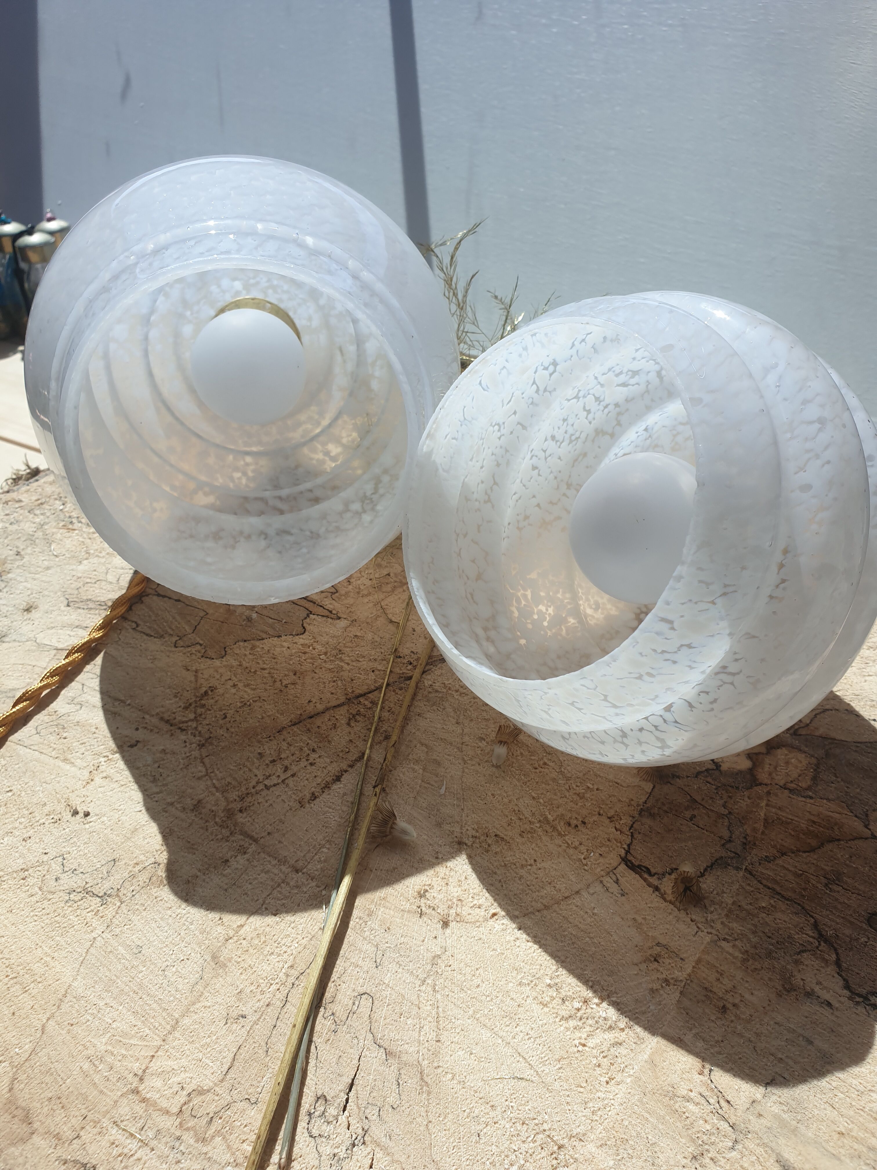 Pair of lamp in pale pink glass of clichy