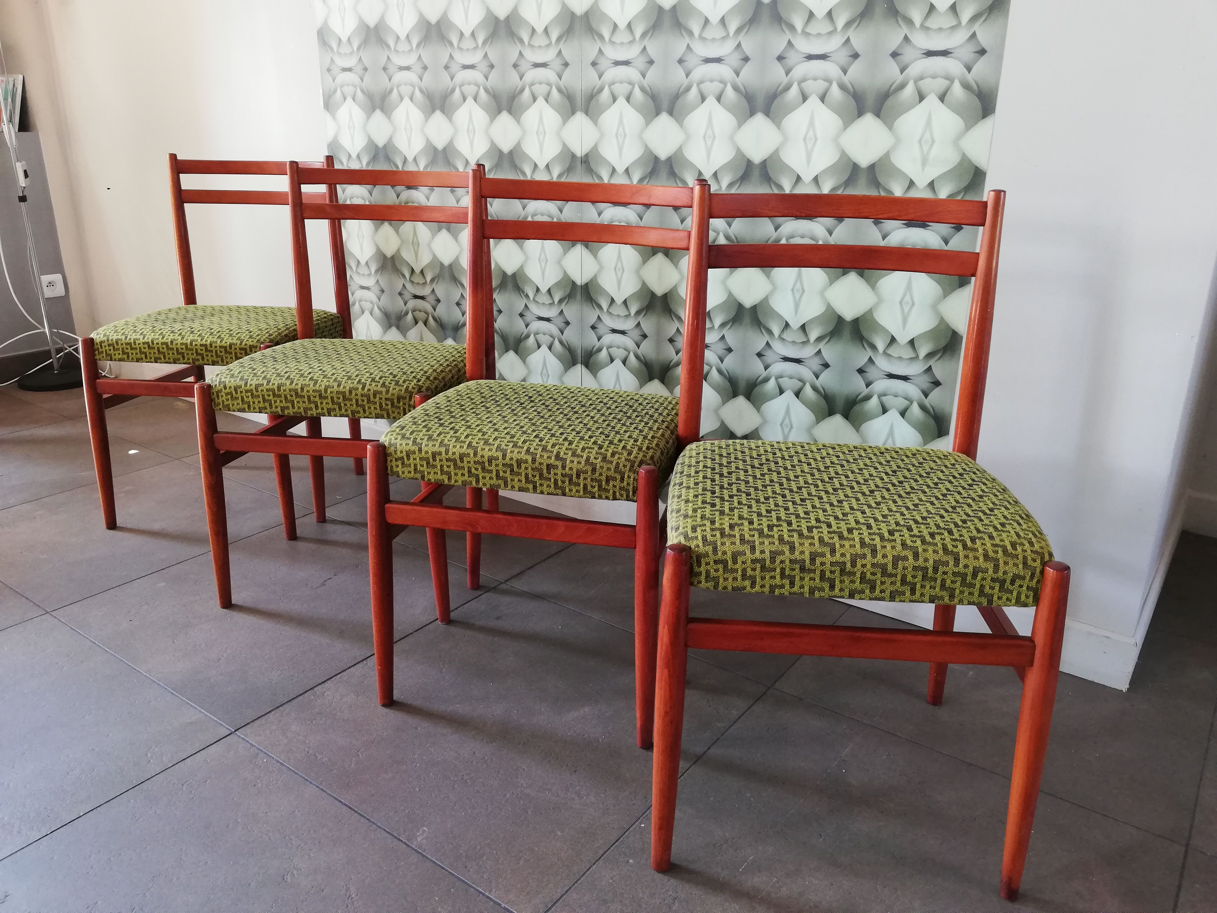 Set of 4 Czech Art Deco Chairs Ton, 1971, Up Zavody, Thonet