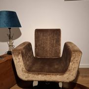 Artisan-Restored Mid-Century Armchair in Golden Mustard Velvet | Bruno Gonç