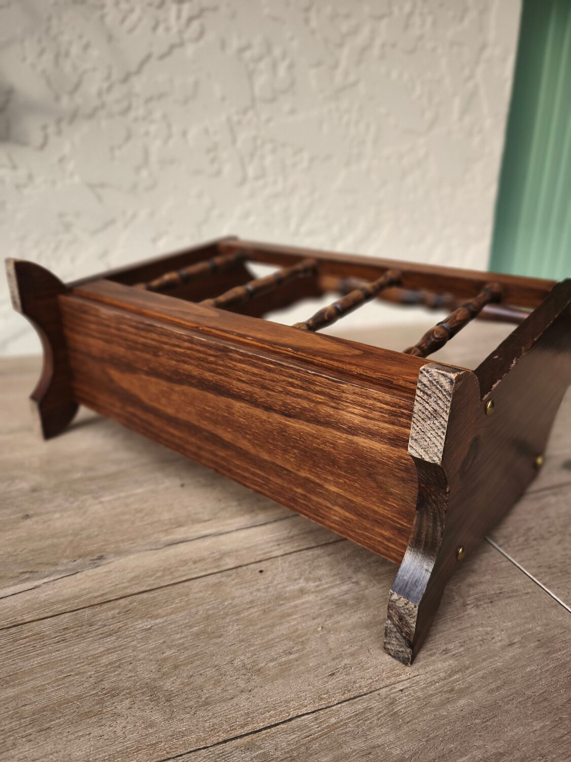 Porte-revues en bois vintage
