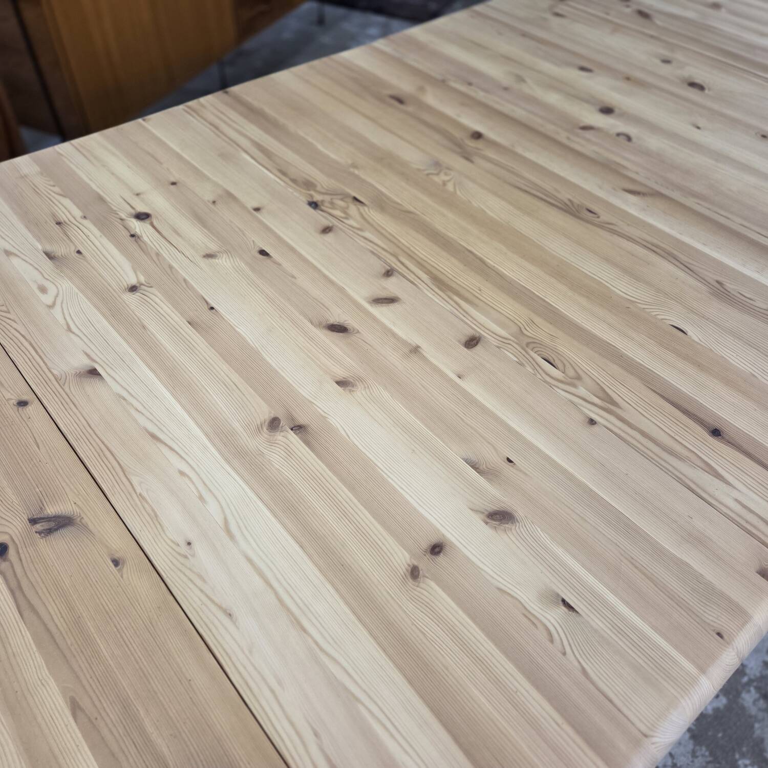 Dyrlund, vintage 1960s XXXXL extendable Danish dining table