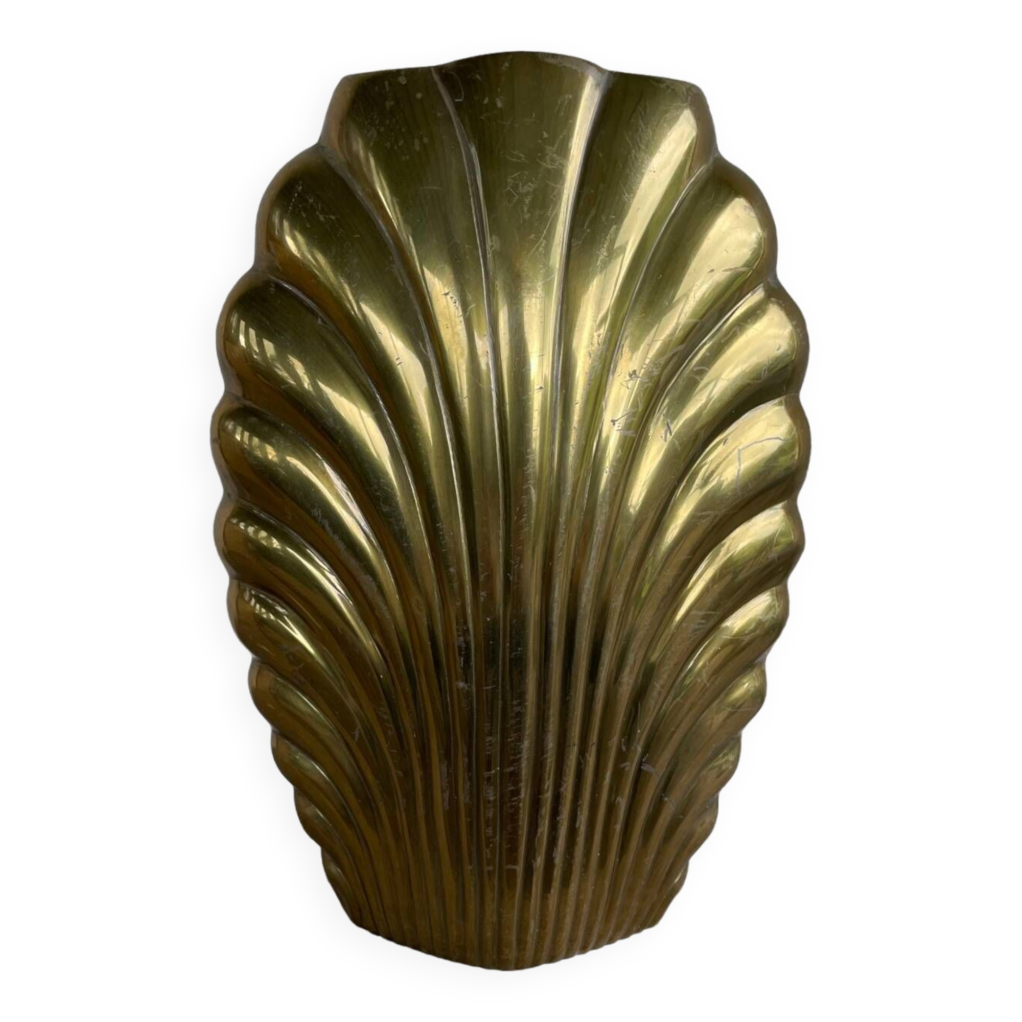 "Coquille" metal vase by macr, made in Italy, 1960s.