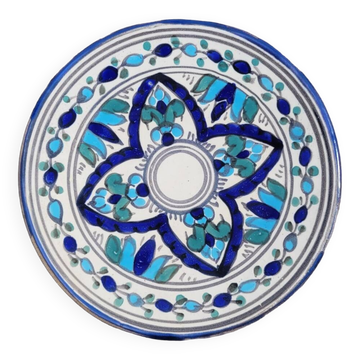 Assiette orientale émaillée