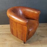 Joris Club chair, made of sheepskin