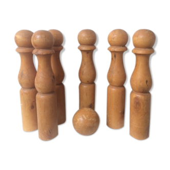 7 solid beech wood pins with their ball