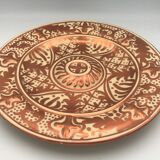 Hispano-moorish dish with umbilicus