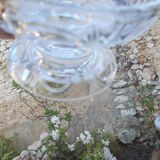Paire de bougeoirs en verre